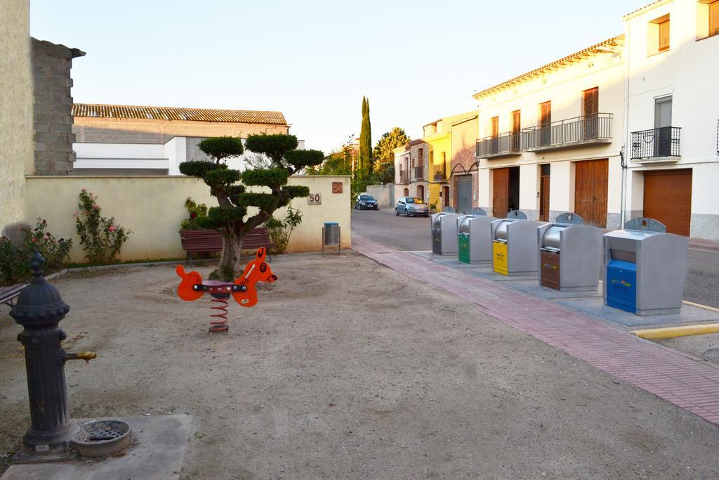 La Llacuna Vila-Sana Bagian luar foto